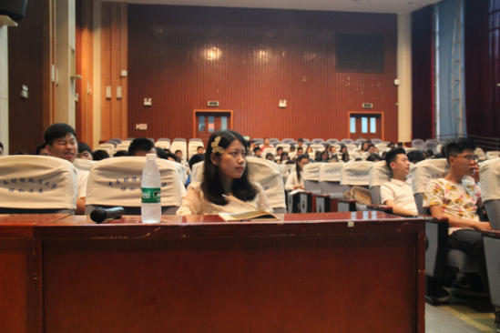 永利官网举办大学生涯规划交流会