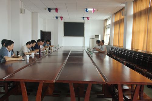 学校总会计师王建鸿一行到永利官网调研