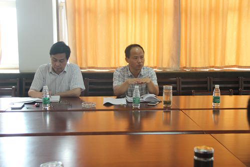 学校总会计师王建鸿一行到永利官网调研